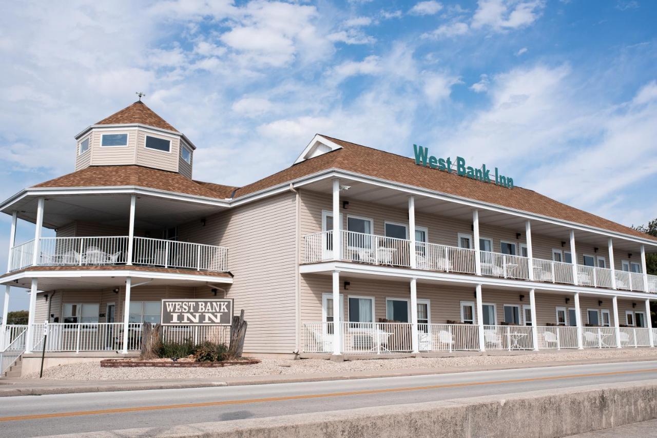 West Bank Inn Celina Buitenkant foto